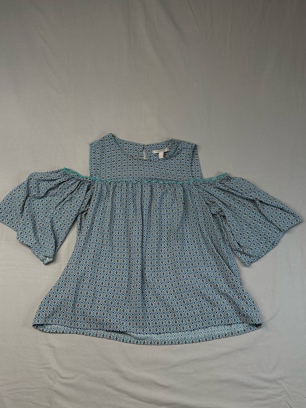Esprit Sky Blue Cold-Shoulder Geometric Print Blouse Puff Sleeve Size L